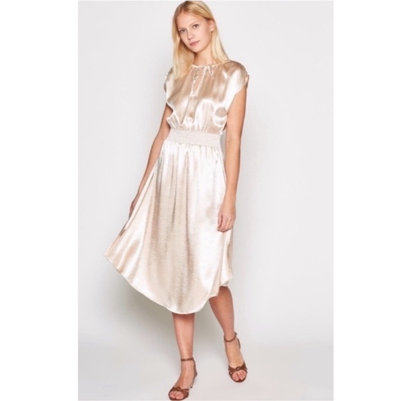 Joie Akala Dress in Peach Cream. Retail-l $378 NWOT Sz M - Picture 1 of 8